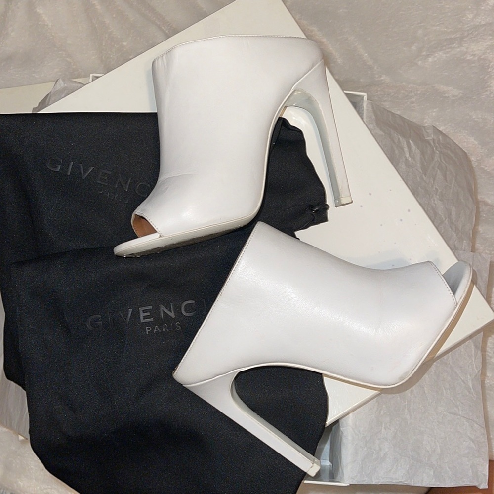 Authentic Givenchy Mule Class Heel (White)